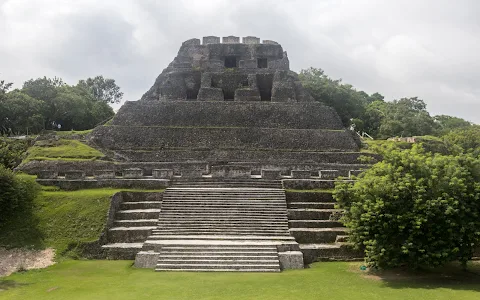 Xunantunich Mayan Ruins image