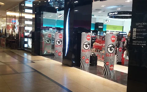 SEPHORA VACLAVSKE NAMESTI image