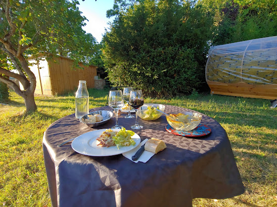 Nourriture Chambre d'hôtes Les Cabanes du Vigné 11420 Molandier