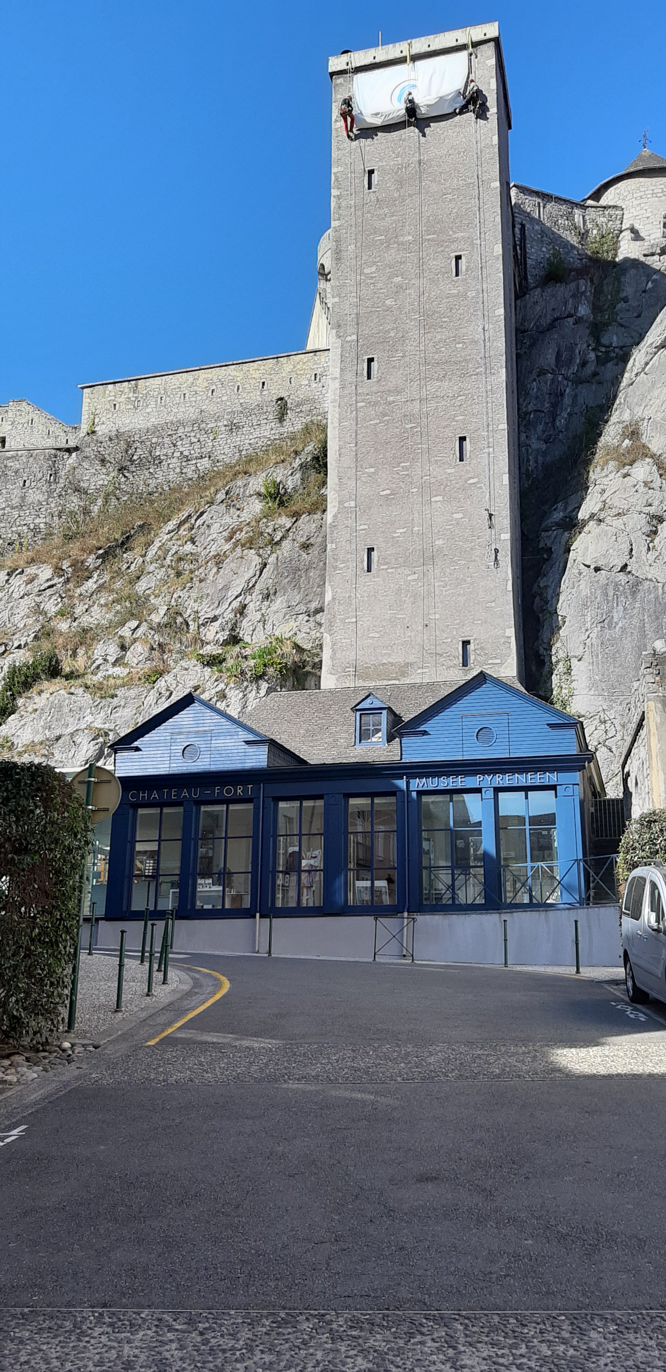 Photo n° 1 de l'avis de ROSS.O fait le 09/03/2019 à 04:45