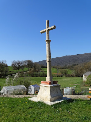 Croix de 1783 à Nivigne et Suran