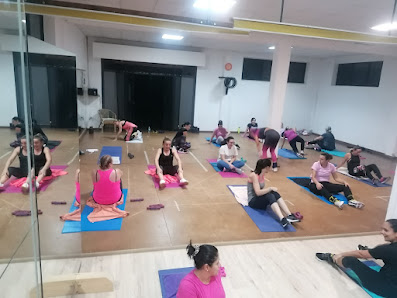 FIT CLUB ASD Via Francesco D'Urbano, 22, 66010 Fara Filiorum Petri CH, Italia