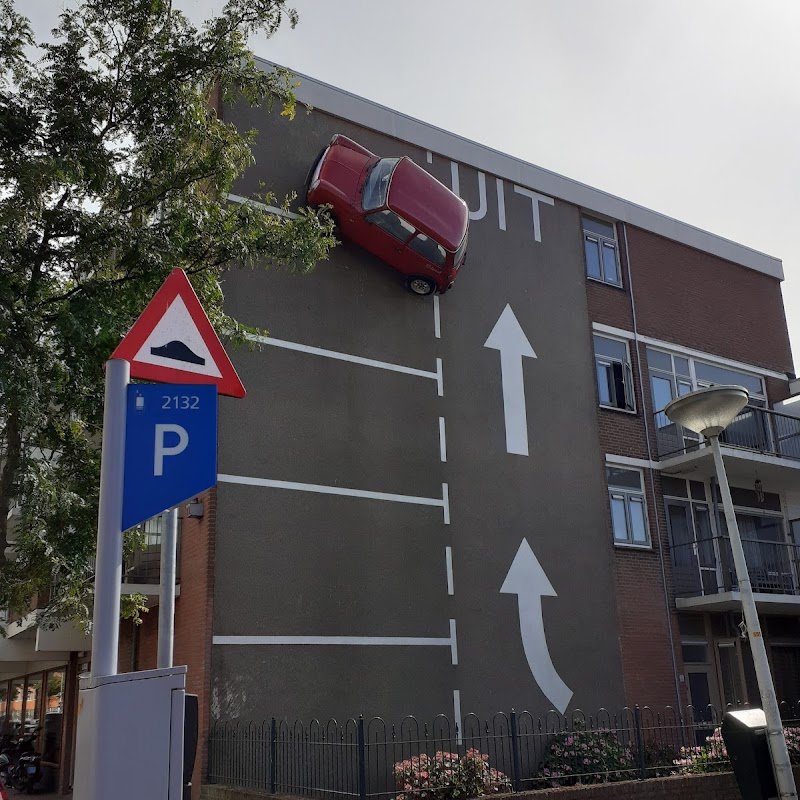 Extreme Parking by Theo Van Laar (mini as sculpture)