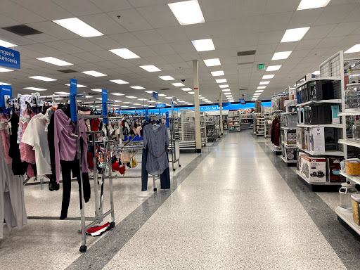 Clothing Store «Ross Dress for Less», reviews and photos, 4404 Dallas Fort Worth Turnpike, Dallas, TX 75211, USA