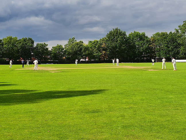 Reviews of Woking and Horsell Cricket Club in Woking - Sports Complex