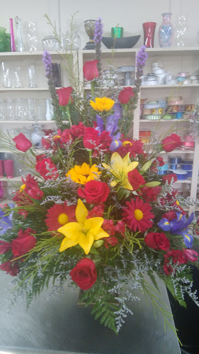 Florist «Evans Florist», reviews and photos, 410 1st Ave E, Oneonta, AL 35121, USA