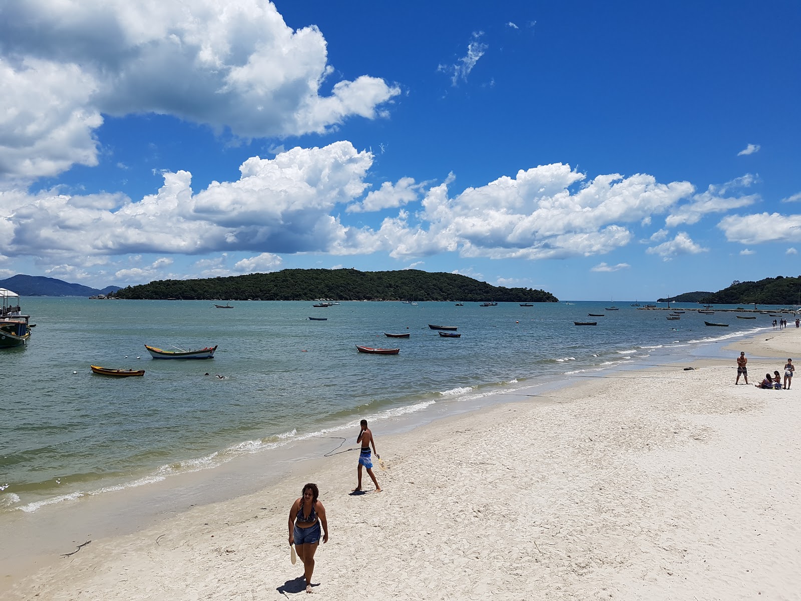 Photo de Praia de Porto Belo avec un niveau de propreté de très propre