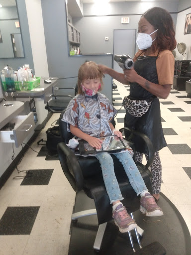 Hair Salon «Holiday Hair», reviews and photos, 1929 E 3rd St, Williamsport, PA 17701, USA