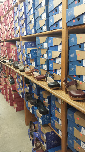 Shoe Store «Discount Shoes», reviews and photos, 1282 Brevard Rd, Asheville, NC 28806, USA