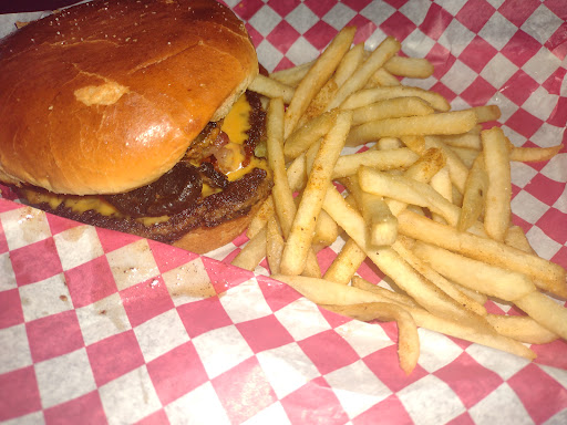 Restaurant «Stickyz Rock-n-Roll Chicken Shack», reviews and photos, 107 River Market Ave, Little Rock, AR 72201, USA