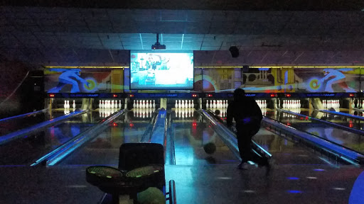 Bowling Alley «AMF Pin-O-Rama Lanes», reviews and photos, 1724 Genesee St, Utica, NY 13502, USA