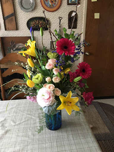 Florist «Flowers By Robert Taylor», reviews and photos, 2620 E Garvey Ave S, West Covina, CA 91791, USA