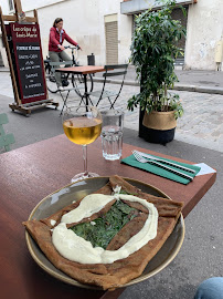 Plats et boissons du Restaurant Les Crêpes de Louis-Marie à Paris - n°20