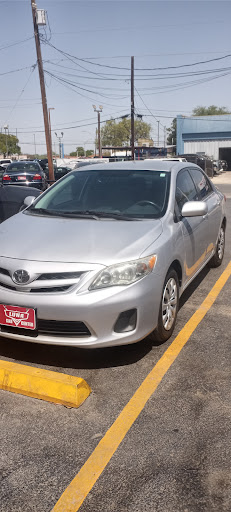 Used Car Dealer «Luna Car Center», reviews and photos, 4415 San Pedro Ave, San Antonio, TX 78212, USA