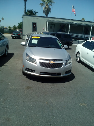 Used Car Dealer «5 Star Auto», reviews and photos, 602 N Harbor Blvd, Santa Ana, CA 92703, USA