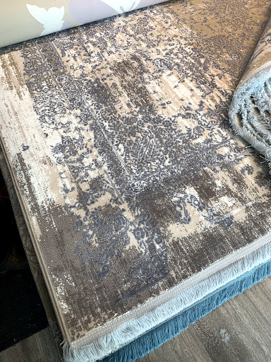 Risa Rug Broadway, 2574 W Broadway, Vancouver, BC V6K 2G1