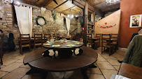 Atmosphère du Restaurant de spécialités alsaciennes Restaurant KAS'FRATZ à Eguisheim - n°8