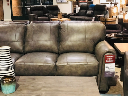 Furniture Store «Art Van Furniture - Westland», reviews and photos, 8300 N Wayne Rd, Westland, MI 48185, USA