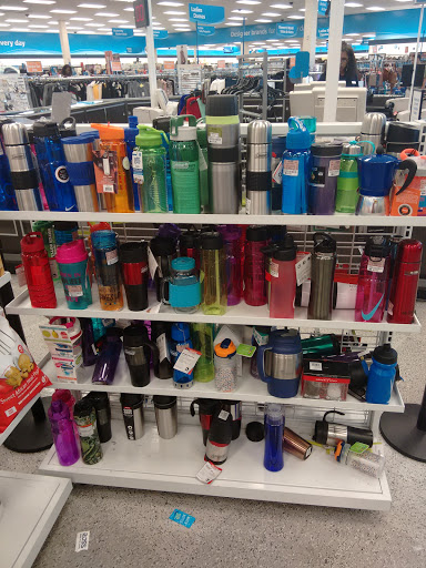 Clothing Store «Ross Dress for Less», reviews and photos, 1030 N Rengstorff Ave, Mountain View, CA 94043, USA