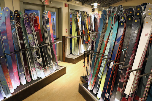 Ski Rental Service «Pinnacle Ski And Sports», reviews and photos, 3391 Mountain Rd, Stowe, VT 05672, USA