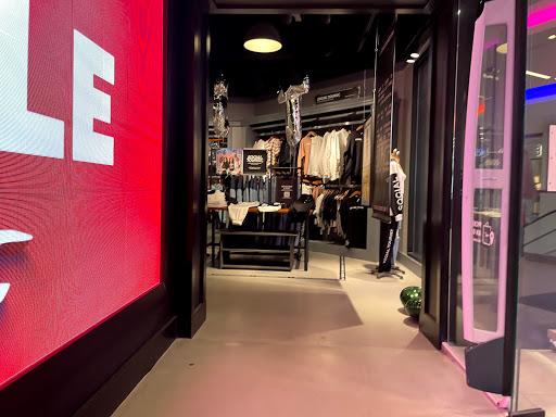 Shopping Mall «The Gallery», reviews and photos, 901 Market St, Philadelphia, PA 19107, USA