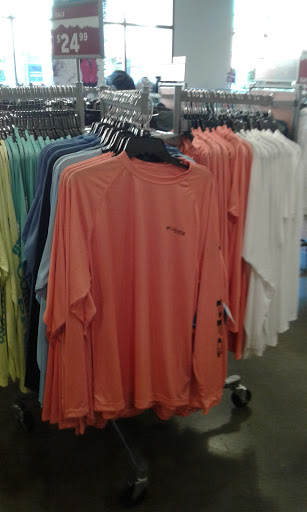 Sportswear Store «Columbia Sportswear Outlet Store», reviews and photos, 100 Citadel Dr #636, Commerce, CA 90040, USA