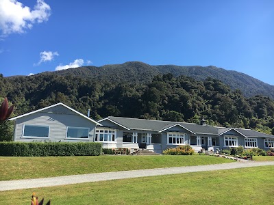 Photos of Lake Brunner Lodge