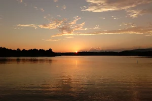 Lake Hickory image