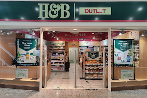 Holland & Barrett - Salford Lowry Outlet image