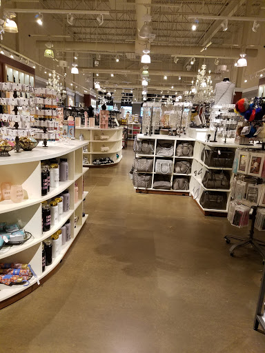 Fashion Accessories Store «Charming Charlie», reviews and photos, 965 Baltimore Pike, Glen Mills, PA 19342, USA