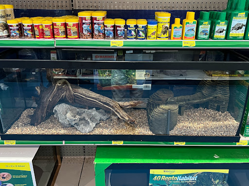 Tropical Fish Store «The Hidden Reef, Inc», reviews and photos, 4501 New Falls Rd, Levittown, PA 19056, USA