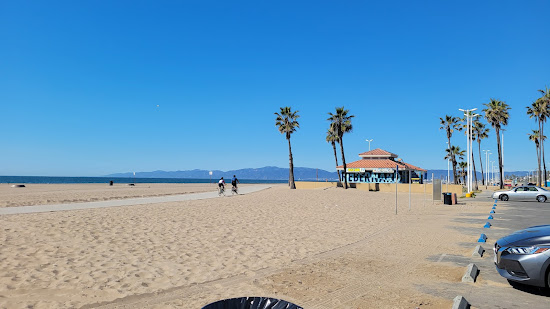 Dockweiler Beach