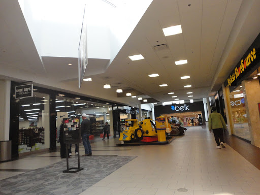 Shoe Dept. Encore, 1850 Apple Blossom Dr s178, Winchester, VA 22601, USA, 