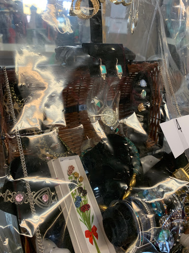 Thrift Store «Snowline Hospice Thrift Store», reviews and photos, 3300 Coach Ln, Cameron Park, CA 95682, USA