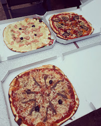 Plats et boissons du Pizzas à emporter Pizza Pierrot à St.Rémy de Provence 13210 à Saint-Rémy-de-Provence - n°2