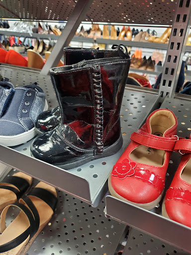 Thrift Store «Goodwill Fountain Square Retail Store», reviews and photos