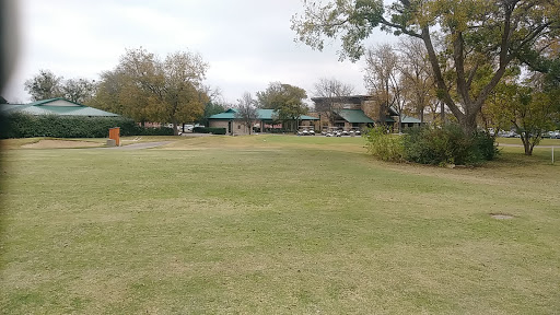 Golf Course «Oak Hollow Golf Course», reviews and photos, 3005 N McDonald St, McKinney, TX 75071, USA