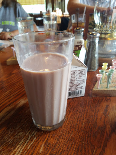 American Restaurant «Cracker Barrel Old Country Store», reviews and photos, 380 N Jacob Dr, Bloomington, IN 47404, USA