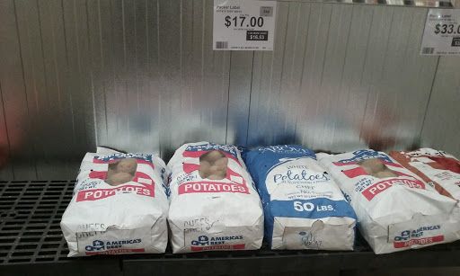 Movie Theater «Regal Cinemas Elmwood Center 16», reviews and photos, 2001 Elmwood Ave, Buffalo, NY 14207, USA