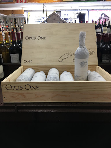 Liquor Store «Rowland Heights Liquor Mart», reviews and photos, 2428 Fullerton Rd, Rowland Heights, CA 91748, USA