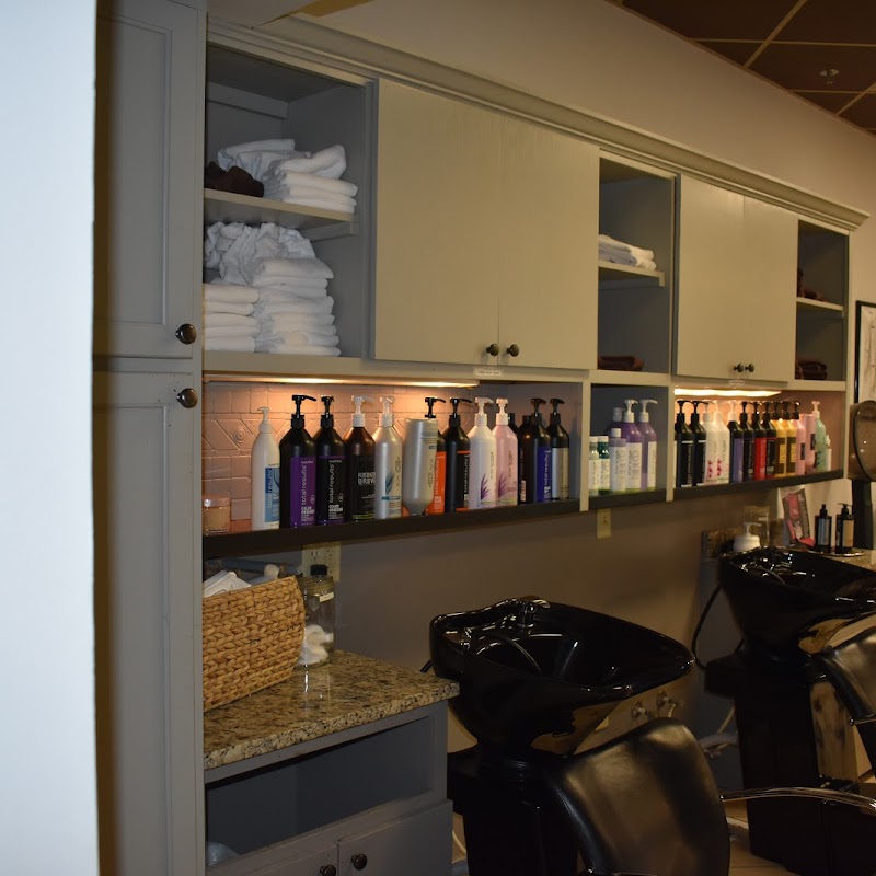 Bluffton Hair Lounge