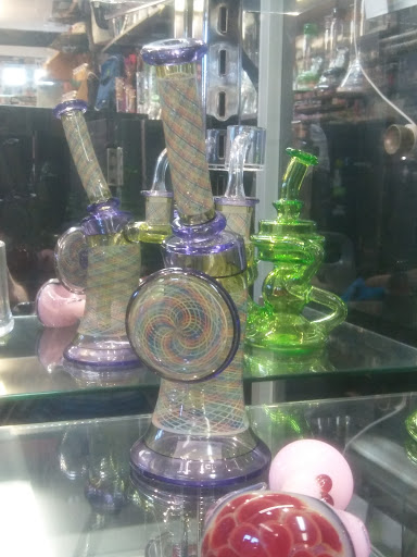 Tobacco Shop «Smoke Rings», reviews and photos, 178 Lafayette Rd, Seabrook, NH 03874, USA