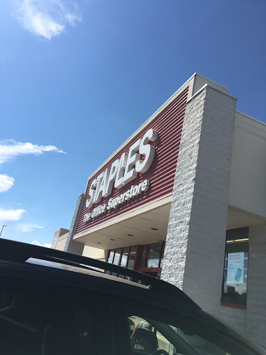 Office Supply Store «Staples», reviews and photos, 1411 US-50, Pueblo, CO 81008, USA