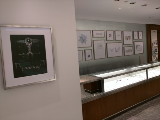 Jewelry Store «Tiffany & Co.», reviews and photos, 505 Vine St, Cincinnati, OH 45202, USA