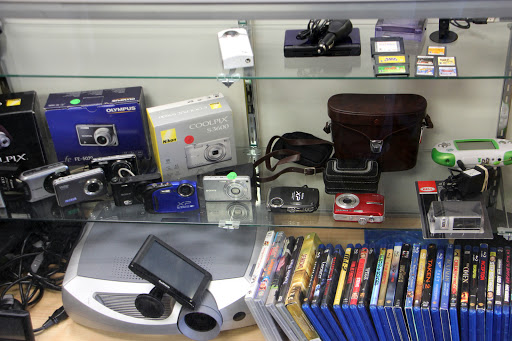 Pawn Shop «Pawn Shop Outlet - Somerdale Cash For Gold», reviews and photos, 20 S White Horse Pike, Somerdale, NJ 08083, USA