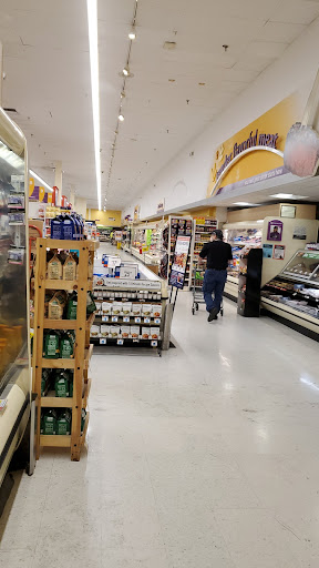 Grocery Store «Giant Food», reviews and photos, 10400 Old Georgetown Rd, Bethesda, MD 20814, USA