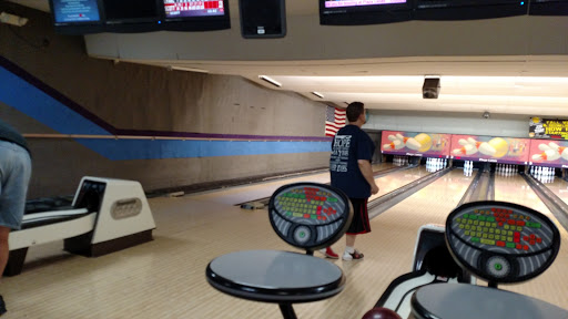 Bowling Alley «Plaza Lanes», reviews and photos, 2701 Douglas Ave, Des Moines, IA 50310, USA