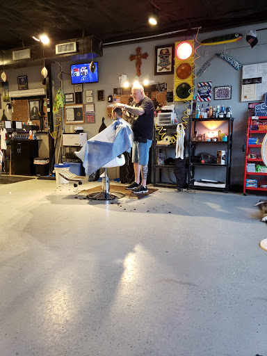Barber Shop «Super Star Cuts Barbershop», reviews and photos, 107 N Kaufman St, Seagoville, TX 75159, USA