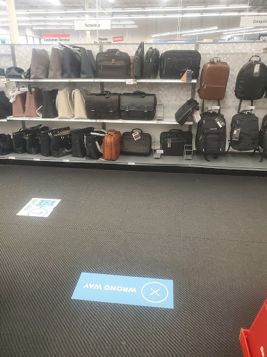 Office Supply Store «Staples», reviews and photos, 550 Market Pl Blvd, Hamilton Township, NJ 08691, USA