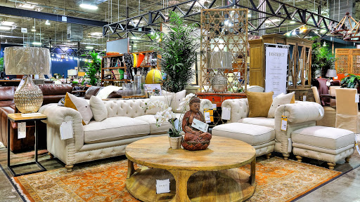 Furniture Store «The Dump Furniture Outlet», reviews and photos, 10251 North Fwy, Houston, TX 77037, USA